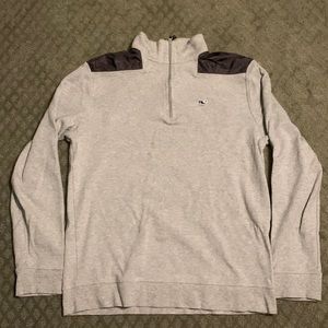 Vineyard vines sweater